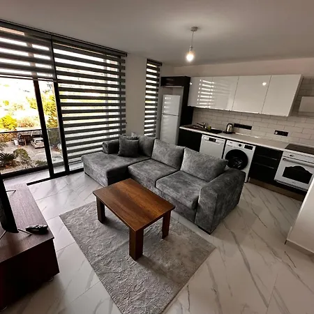 Kyrenia Center, 1room Bluepalm Site With Pool Apartamento *